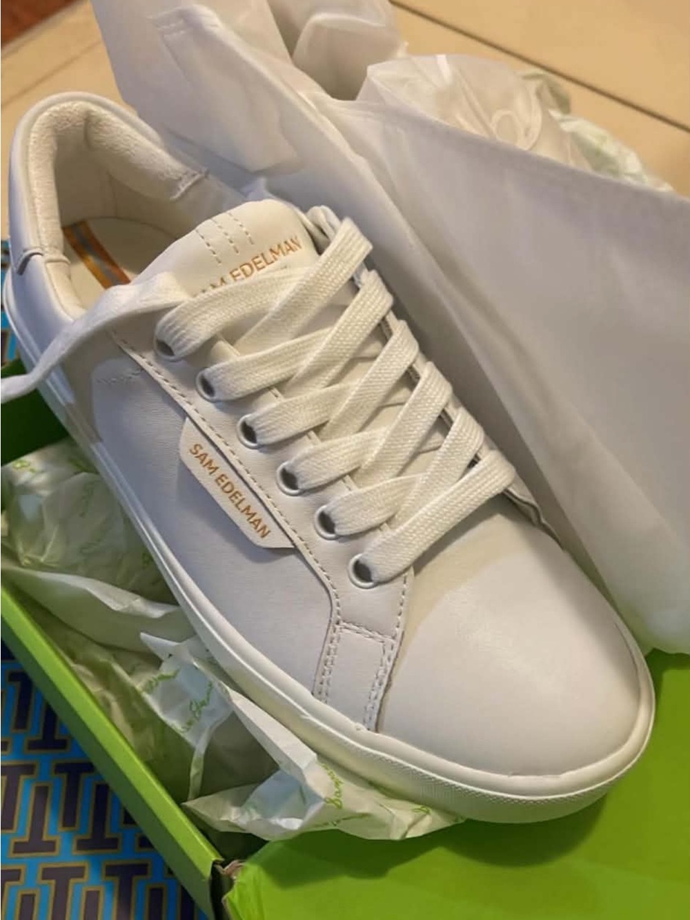 Sam Edelman White Leather Lace-Up Sneaker
